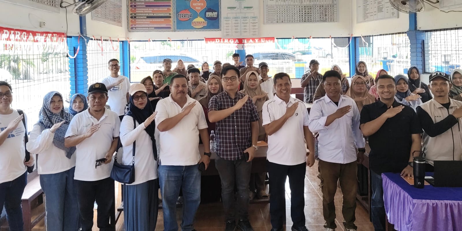 Pelindo Regional 1 Gelar Pelatihan Pembibitan dan Penanaman Mangrove di Batu Bara